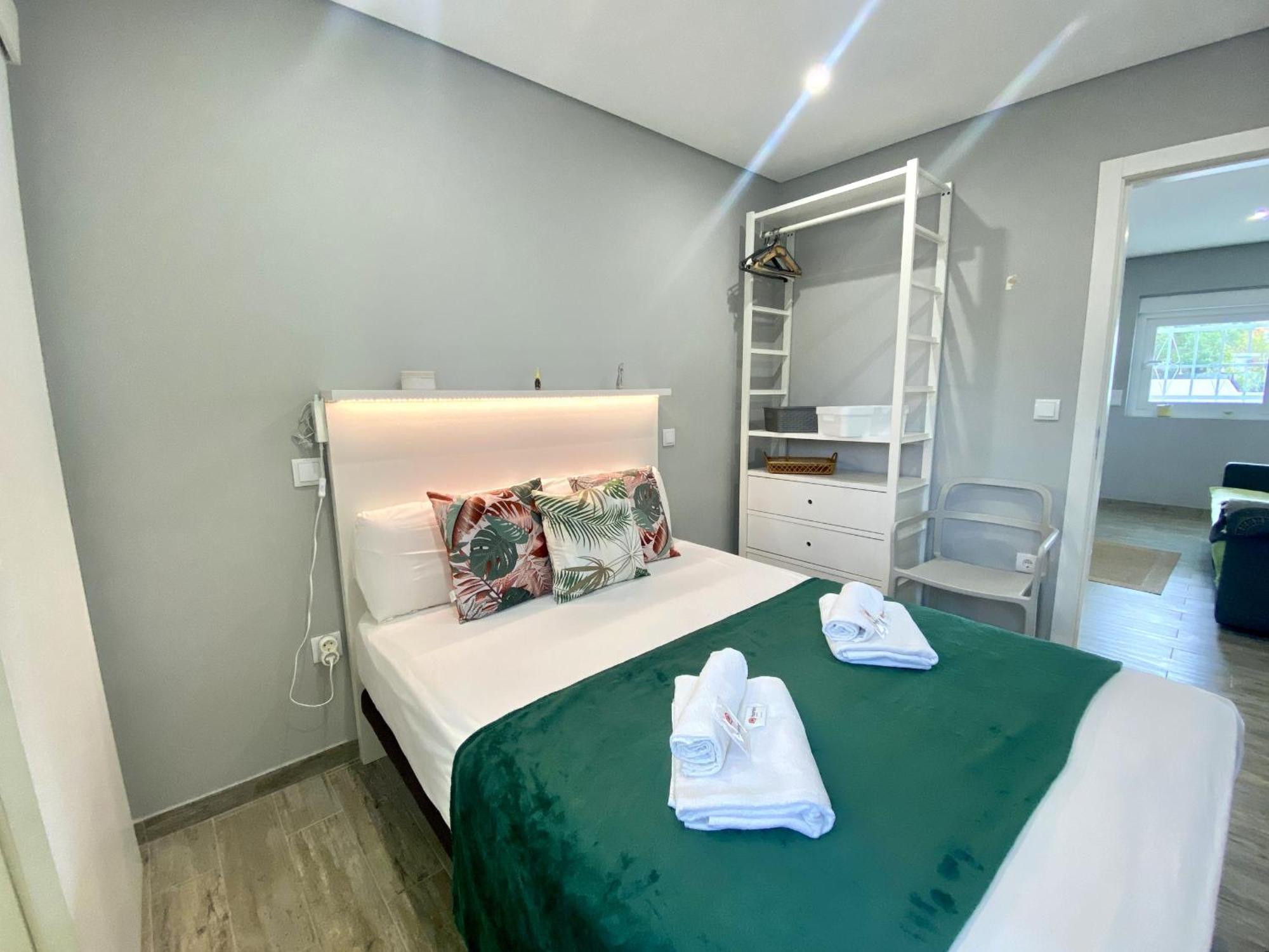 Quarteira Stylish 2 By Homing Appartement Buitenkant foto